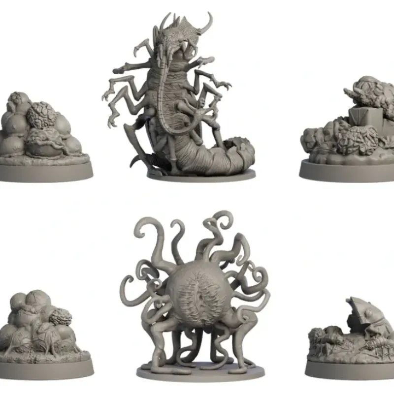 Shop All*Heckna (5E): Miniatures - Pet Shop - Miniature Marvels: Airplane Models & Painted Dice
