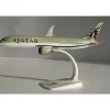Airplane Model*Herpa 1:200 Qatar Airways Boeing 787-8 Plastic - Miniature Marvels: Airplane Models & Painted Dice