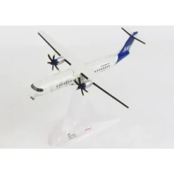 Airplane Model*Herpa Wings 571067 1:200 SAS Scandinavian ATR-72-600 ES-ATH - Miniature Marvels: Airplane Models & Painted Dice