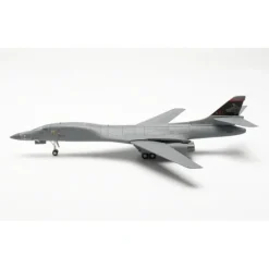 Airplane Model*Herpa Wings 572903 1:200 USAF B-1B 85-0060 28th Bomb Wing "Doolittle Raid 80th Anniversary" - Miniature Marvels: Airplane Models & Painted Dice