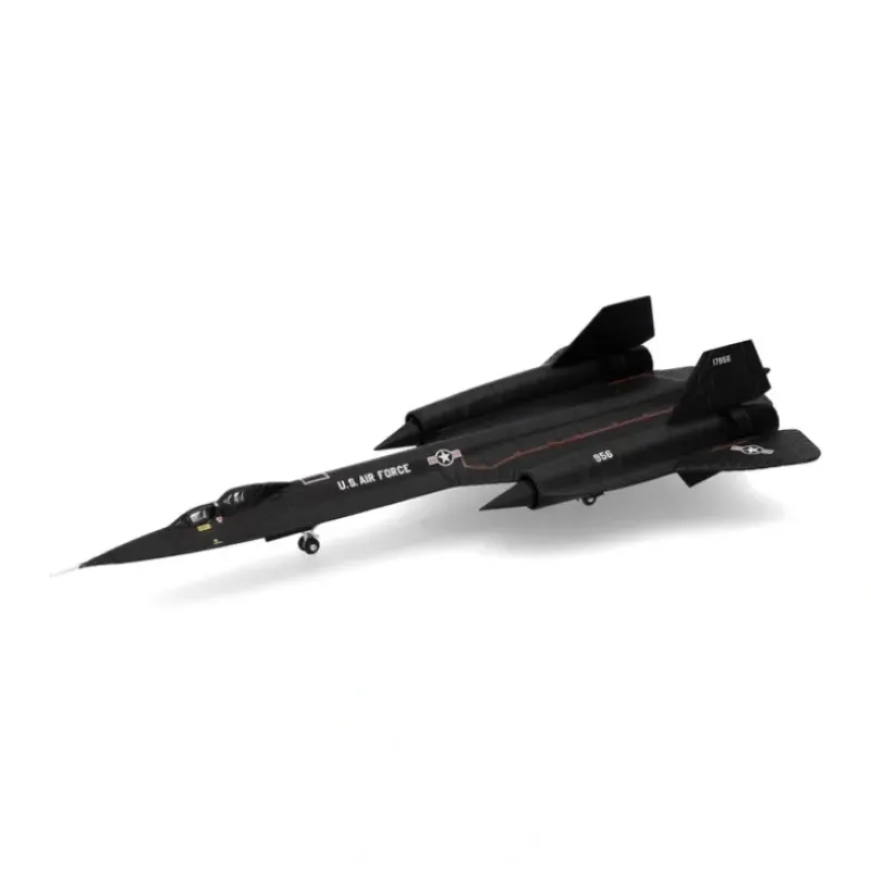 Airplane Model*Herpa Wings 573290 1:200 USAF SR-71B Blackbird 9th SRW, Beale Air Base "Gumby" 61-7956 - Miniature Marvels: Airplane Models & Painted Dice