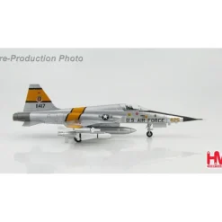 Airplane Model*Hobby Master 1:72 F-5E HA3320 - Miniature Marvels: Airplane Models & Painted Dice