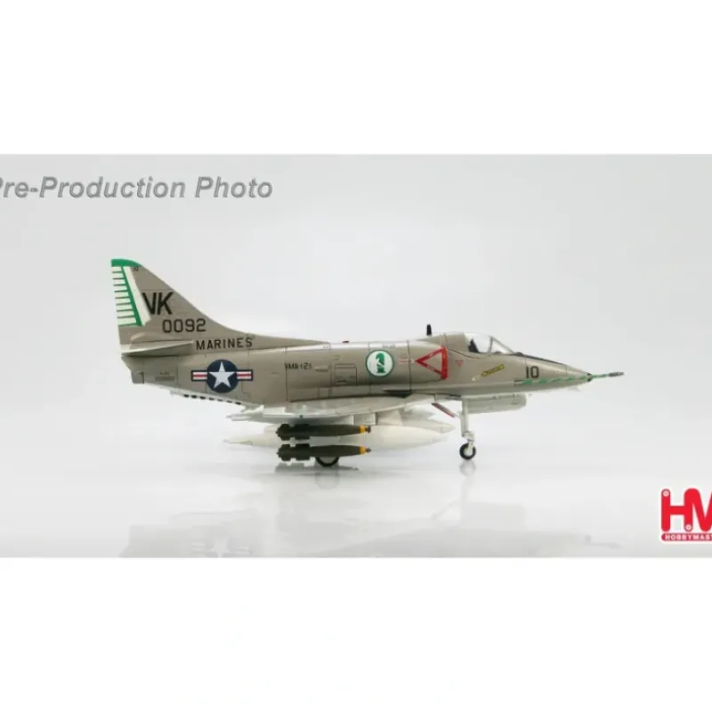 Airplane Model*Hobby Master HA1420 1:72 A-4E Skyhawk, VMA-121 - Miniature Marvels: Airplane Models & Painted Dice