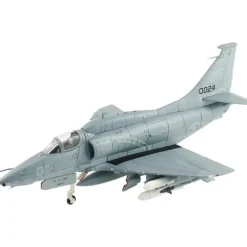 Airplane Model*Hobby Master HA1437 1:72 A-4M Skyhawk "Diamondbacks" 160024, VMA-131, US Marines, 1993 - Miniature Marvels: Airplane Models & Painted Dice