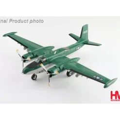 Airplane Model*Hobby Master HA3229 1:72 B-26K Counter Invader 64-17672, USAF, 1960s - Miniature Marvels: Airplane Models & Painted Dice