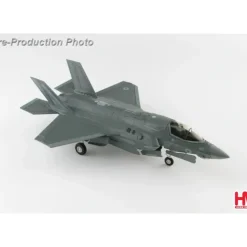 Airplane Model*Hobby Master HA4610 1:72 F-35B - Miniature Marvels: Airplane Models & Painted Dice