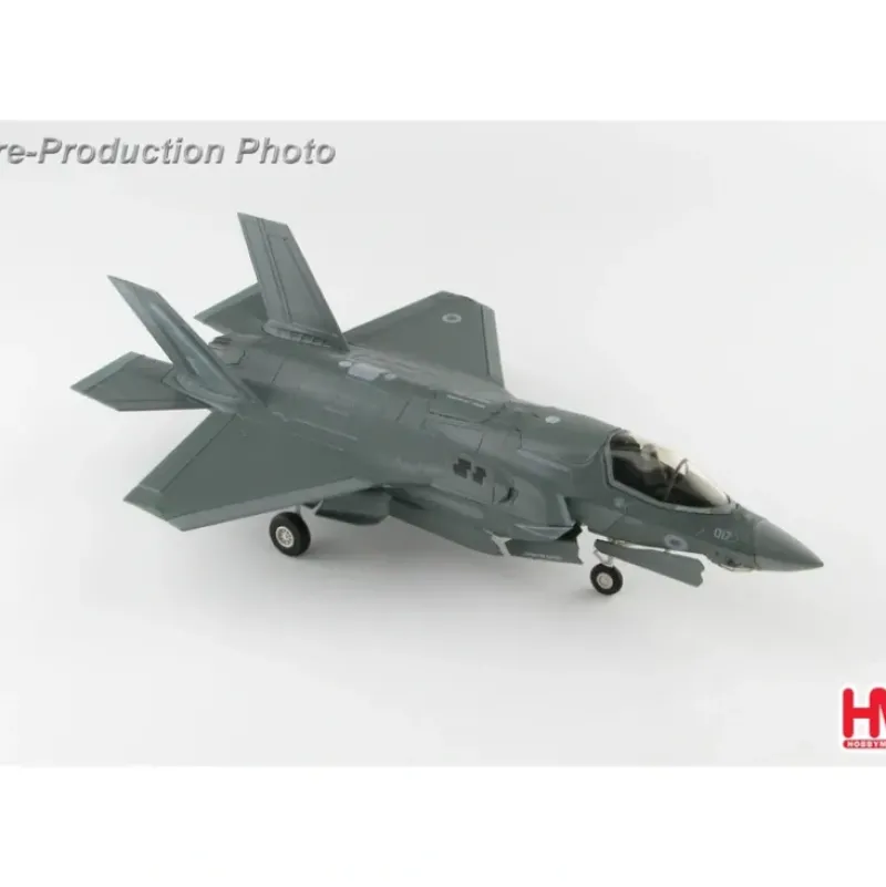 Airplane Model*Hobby Master HA4610 1:72 F-35B - Miniature Marvels: Airplane Models & Painted Dice