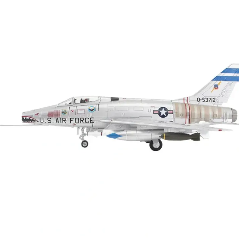 Airplane Model*Hobby Master HA2126 1:72 F-100D Super Sabre 55-3712, 307 TFS, Bien Hoa AB, RVN, 1965 - Miniature Marvels: Airplane Models & Painted Dice