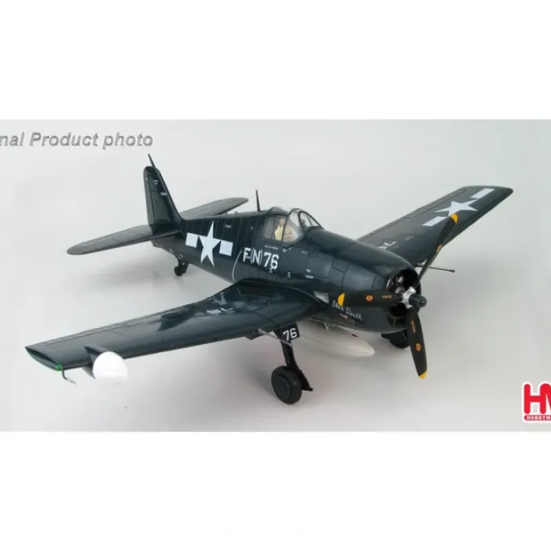 Airplane Model*Hobby Master HA0304 1:32 F6F-5N Hellcat - Miniature Marvels: Airplane Models & Painted Dice