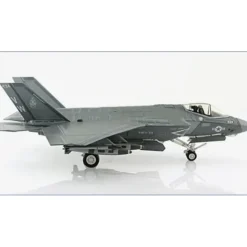 Airplane Model*Hobby Master HA6205 1:72 US Marines F-35C - Miniature Marvels: Airplane Models & Painted Dice