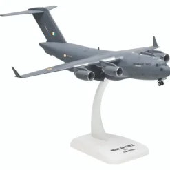 Airplane Model*Hogan Wings 5774 1:200 Indian Air Force C-17 Globemaster III - Miniature Marvels: Airplane Models & Painted Dice