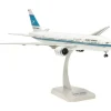 Airplane Model*Hogan Wings 0137 1:200 Kuwait Airways Boeing 777-200ER "Al-Qurain" - Miniature Marvels: Airplane Models & Painted Dice