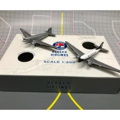 Airplane Model*Hogan Wings 1:200 Alaska Dc-3 2pc Set - Miniature Marvels: Airplane Models & Painted Dice