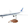 Airplane Model*InFlight IF277730815 1:200 China Southern Boeing 777-300ERB-2099 - Miniature Marvels: Airplane Models & Painted Dice