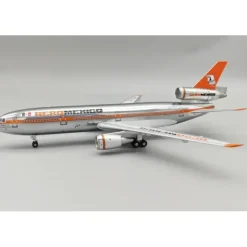 Airplane Model*Inflight IF130AM0223P 1:200 AeroMexico McDonnell Douglas DC-10-30 XA-DUH - Miniature Marvels: Airplane Models & Painted Dice
