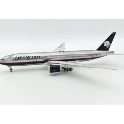 Airplane Model*InFlight200 IF772AM1023P AeroMexico Boeing 777-2Q8/ER N745AM Polished - Miniature Marvels: Airplane Models & Painted Dice