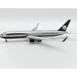 Airplane Model*InFlight200 IF763AM1123P AeroMexico Boeing 767-3Q8/ER XA-APB - Miniature Marvels: Airplane Models & Painted Dice