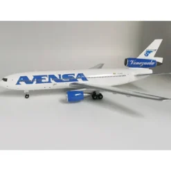 Airplane Model*Inflight IFDC10VE0522 1:200 Avensea Venezuela McDonnell Douglas DC-10-30 - Miniature Marvels: Airplane Models & Painted Dice