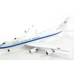 Airplane Model**Inflight IFE41014 1:200 USAF Boeing E-4B - Miniature Marvels: Airplane Models & Painted Dice