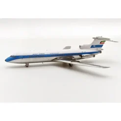 Airplane Model*Inflight IF121EKU0923P 1:200 Kuwait Airways Hawker Siddeley HS-121 Trident 1E 9K-ACF - Miniature Marvels: Airplane Models & Painted Dice