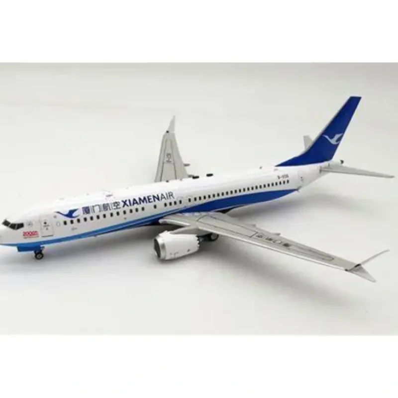 Airplane Model*InFlight IF737MAXMF002 1:200 Xiamen Air Boeing 737 Max 8 B-1136 - Miniature Marvels: Airplane Models & Painted Dice