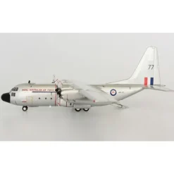 Airplane Model**Inflight IF1300115P 1:200 RAAF Lockheed Martin C-130E Hercules - Miniature Marvels: Airplane Models & Painted Dice