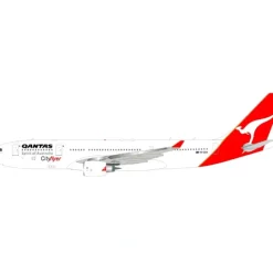 Airplane Model*Inflight IF332QFA0617 1:200 Airbus A330-200 Qantas VH-EBA "Spirit of Australia-Cityflyer" - Miniature Marvels: Airplane Models & Painted Dice