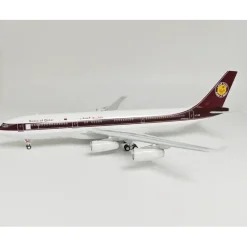 Airplane Model*InFlight IF342QT0323 1:200 Qatar Airways Airbus A340-211 A7-HHK - Miniature Marvels: Airplane Models & Painted Dice