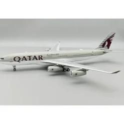Airplane Model*Inflight IF342QT0124 1:200 Qatar Airways Airbus A340-211 A7-HHK - Miniature Marvels: Airplane Models & Painted Dice