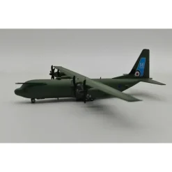 Airplane Model*Inflight IF130RAF870 1:200 Royal Air Force C-130J-30 Hercules - Miniature Marvels: Airplane Models & Painted Dice