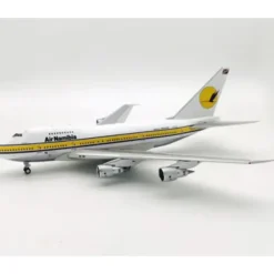 Airplane Model*InFlight IF74SPSW0621P 1:200 Air Namibia Boeing 747SP V5-SPF - Miniature Marvels: Airplane Models & Painted Dice