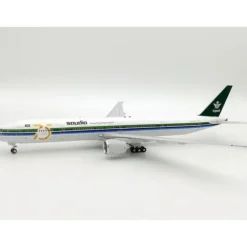 Airplane Model*InFlight IF773SV1121 1:200 Saudia Boeing 777-300 - Miniature Marvels: Airplane Models & Painted Dice