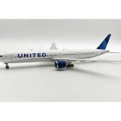 Airplane Model*Inflight IF773UA1123 1:200 United Airlines Boeing 777-322/ER N2250U - Miniature Marvels: Airplane Models & Painted Dice