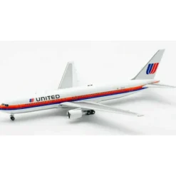 Airplane Model**InFlight IF765UA0122 1:200 United Airlines Boeing 767-300 - Miniature Marvels: Airplane Models & Painted Dice
