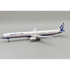 Airplane Model*Inflight IF753757X 1:200 BOEING HOUSE 757-300 N757X - Miniature Marvels: Airplane Models & Painted Dice