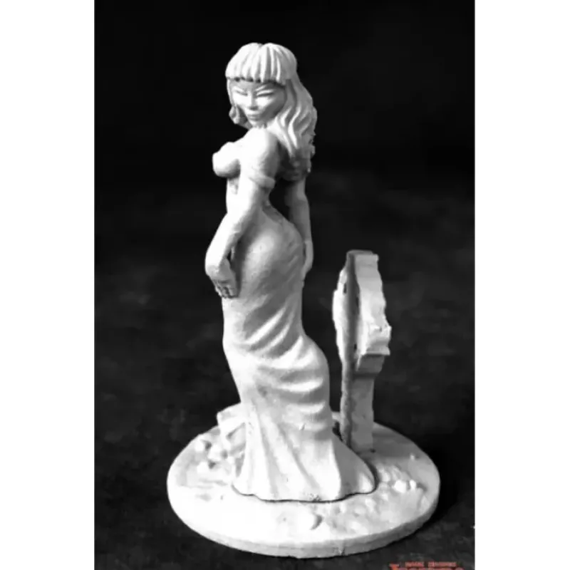 Miniature<Jahenna, Female Vampire: Dark Heaven Legends RPR 03730 - Miniature Marvels: Airplane Models & Painted Dice