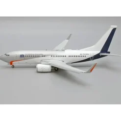 Airplane Model*JC200 Netherlands Govt 1:200 Boeing 737-700 LH2307A (Flaps Down) - Miniature Marvels: Airplane Models & Painted Dice