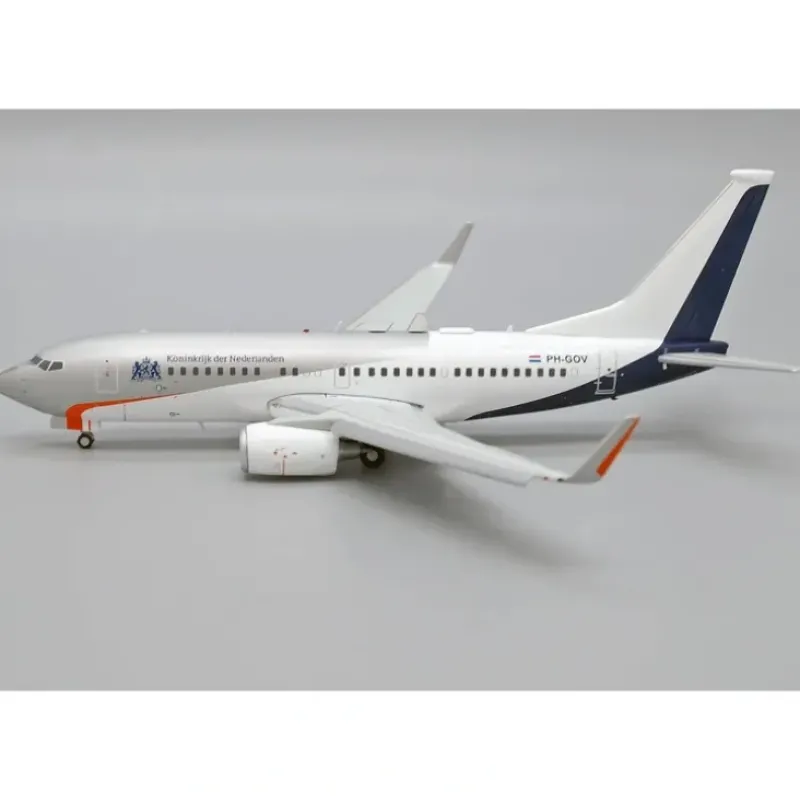 Airplane Model*JC200 Netherlands Govt 1:200 Boeing 737-700 LH2307A (Flaps Down) - Miniature Marvels: Airplane Models & Painted Dice