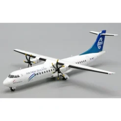 Airplane Model*JC Wings 1:200 Air New Zealand ATR 72-500 XX20071 - Miniature Marvels: Airplane Models & Painted Dice