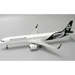 Airplane Model*JC Wings 1:200 Air New Zealand Airbus A321Neo XX2256 - Miniature Marvels: Airplane Models & Painted Dice