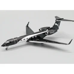 Airplane Model*JC Wings 1:200 Puma Gulfstream G550 EW2GV001 - Miniature Marvels: Airplane Models & Painted Dice