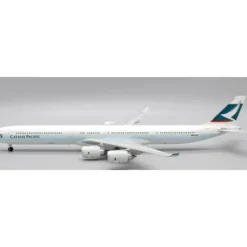 Airplane Model*JC Wings EW2346003 1:200 Cathay Pacific Airbus A340-600 B-HQC - Miniature Marvels: Airplane Models & Painted Dice