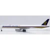 Airplane Model*JC Wings EW277W010 1:200 Singapore Airlines Boeing 777-300ER 9V-SWZ - Miniature Marvels: Airplane Models & Painted Dice