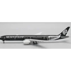 Airplane Model*JC Wings JC4ANZ0006A 1:400 Air New Zealand Boeing 777-300ER ZK-OKQ "All Blacks" (Flaps Down) - Miniature Marvels: Airplane Models & Painted Dice