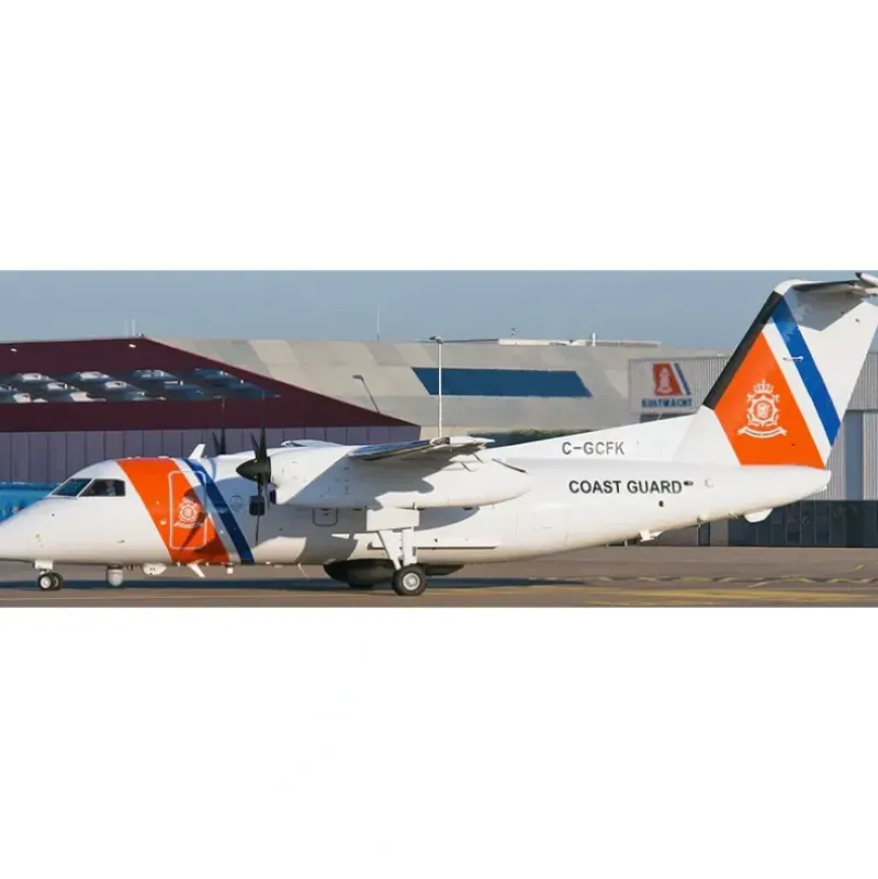 Airplane Model*JC Wings LH2427 1:200 Netherlands Coast Guard Dash 8 Q100 - Miniature Marvels: Airplane Models & Painted Dice