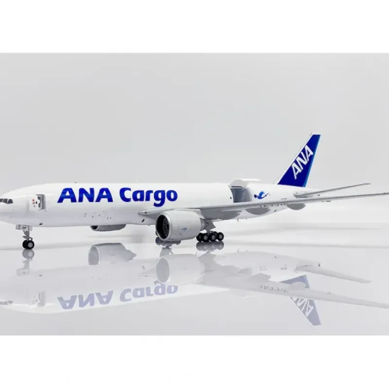 Airplane Model*JC Wings SA2012C 1:200 ANA Cargo Boeing 777-200LRF - Miniature Marvels: Airplane Models & Painted Dice