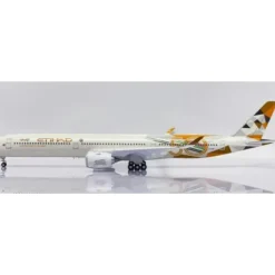 Airplane Model*JC Wings XX20339 1:200 Etihad Airways Airbus A350-1000 "50 Years" - Miniature Marvels: Airplane Models & Painted Dice