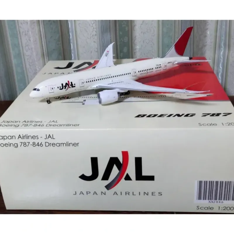 Airplane Model*JC Wings XX2886 1:200 JAL Boeing 787-800 JA822J - Miniature Marvels: Airplane Models & Painted Dice