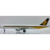 Airplane Model*JC Wings XX20224 1:200 Singapore Airlines Boeing 757-200 "OC" 9V-SGN - Miniature Marvels: Airplane Models & Painted Dice