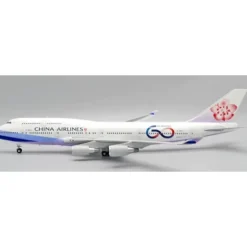 Airplane Model*JC Wings XX20093A 1:200 China Airlines Boeing 747-400 "60th Anniversary" B-18210 (Flaps Down) - Miniature Marvels: Airplane Models & Painted Dice
